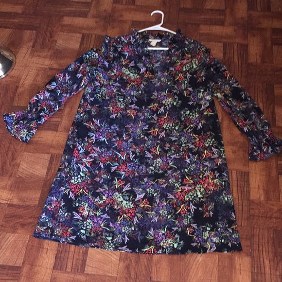 Dress - Picture 2 of 6